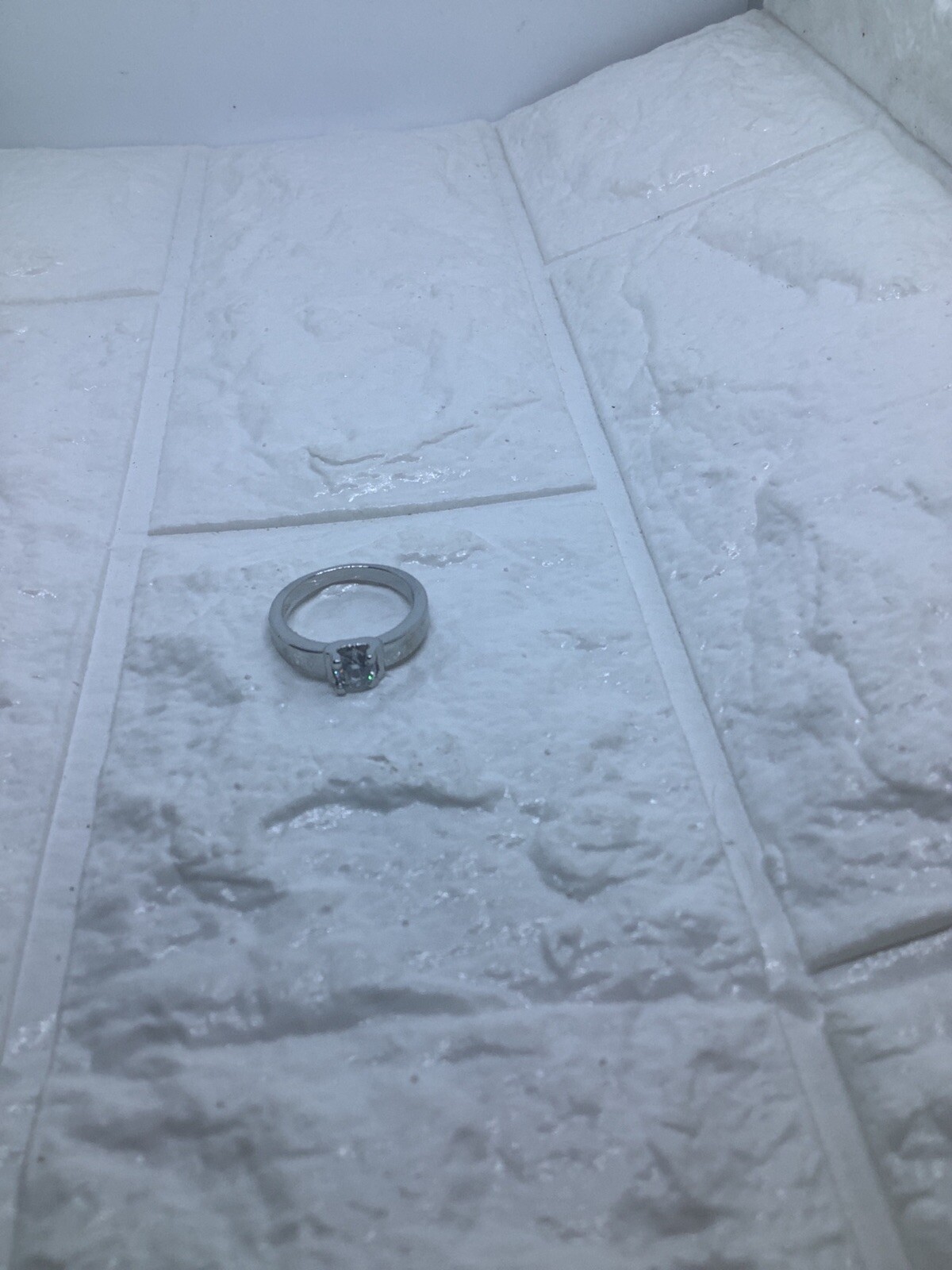 Picture 5 of 6