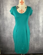 THE VANITY ROOM Size Medium Cap-Sleeve Zip Back Midi-Length Bodycon Dress Green