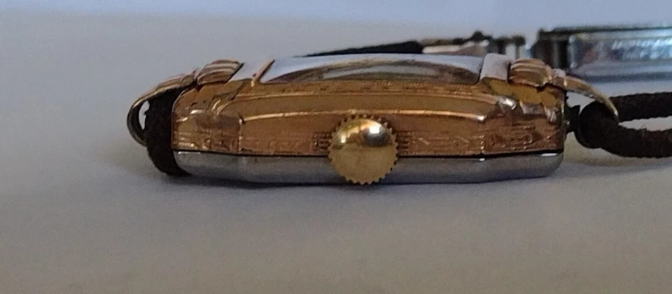 Geneve Rectangular Bronze Colored Woman's Watch 12k Gold Filled 1940 As Is  - Image 4 of 4