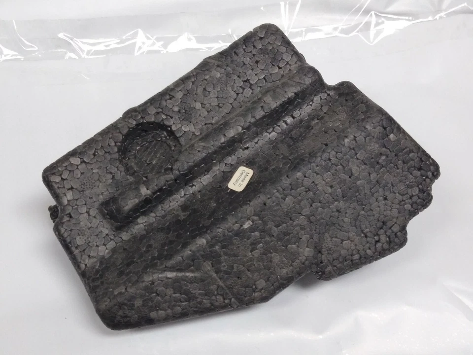 NEW REAR BUMPER ABSORBING UNIT 2028852737 For MERCEDES BENZ 1993-2000 - Image 4 of 4