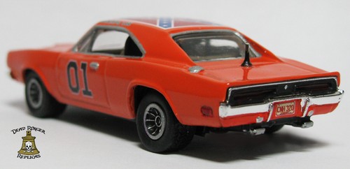 Dukes of Hazzard General Lee 1969 Dodge Charger Custom Hot Wheels Real Riders - Picture 8 of 8