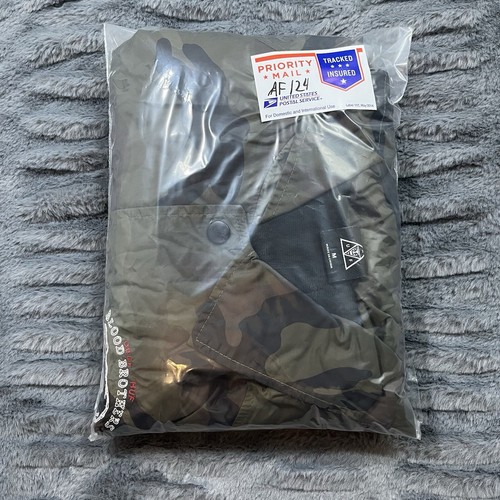 OBEY HUFF BLOOD BROTHERS CAMO COACH JACKET MEDIUM - Picture 12 of 12