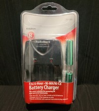 Radio Shack 4-6hr AA AAA Ni-MH Ni-Cd Battery Charger 23-1301 2 Batteries NOS VTG
