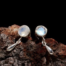Aretes de plata de ley 925 con piedras preciosas de corte redondo de piedra lunar natural para mujer