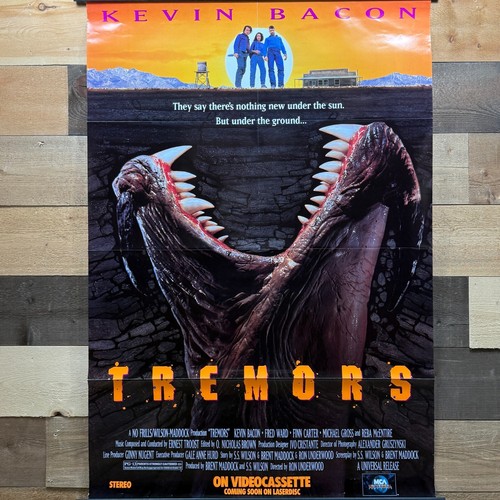 Tremors Movie Poster "On Videocassette Comming Soon to Laserdisc" Rare Variation - Picture 1 of 6