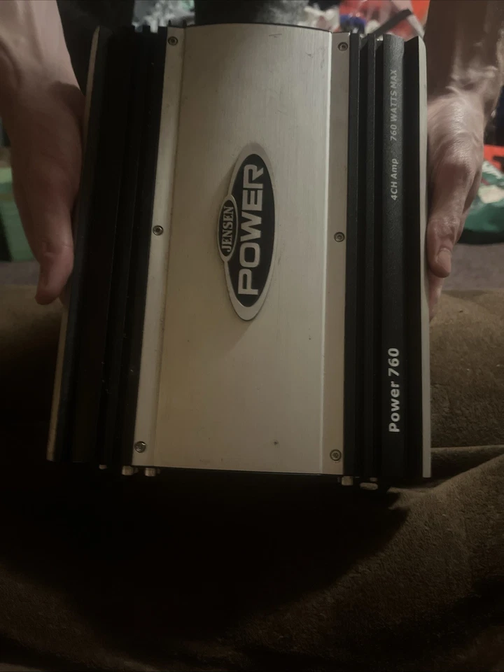 Amplificador estéreo de cuatro canales Jensen Power 760 RV/marina/remolque Foto 4 de 4
