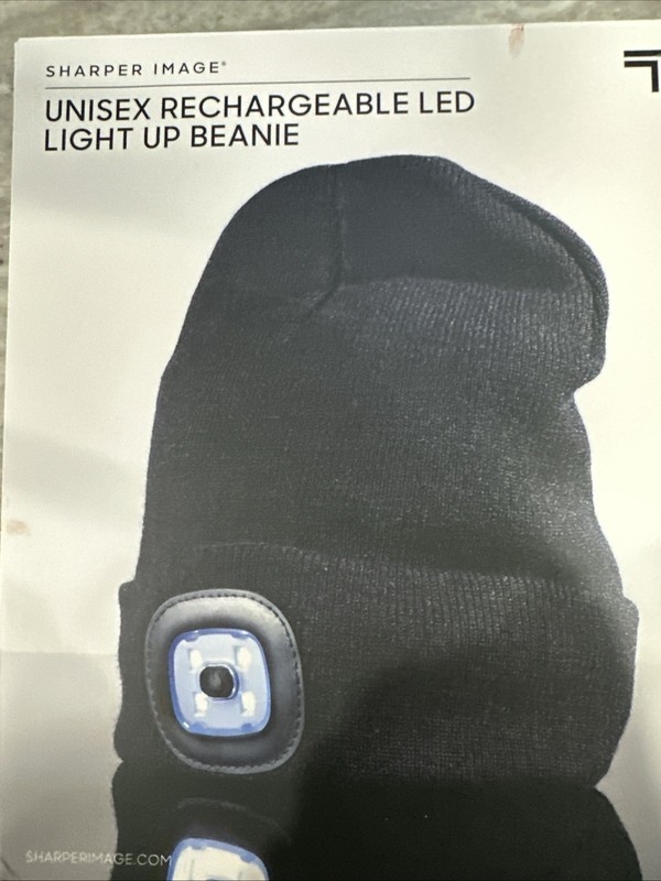 SHARPER IMAGE UNISEX RECHARGEABLE LED LIGHT UP BEANIE NEW SEALED IN BOX