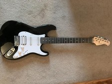   Donner DST-100 Electric Guitar With Amplifi...