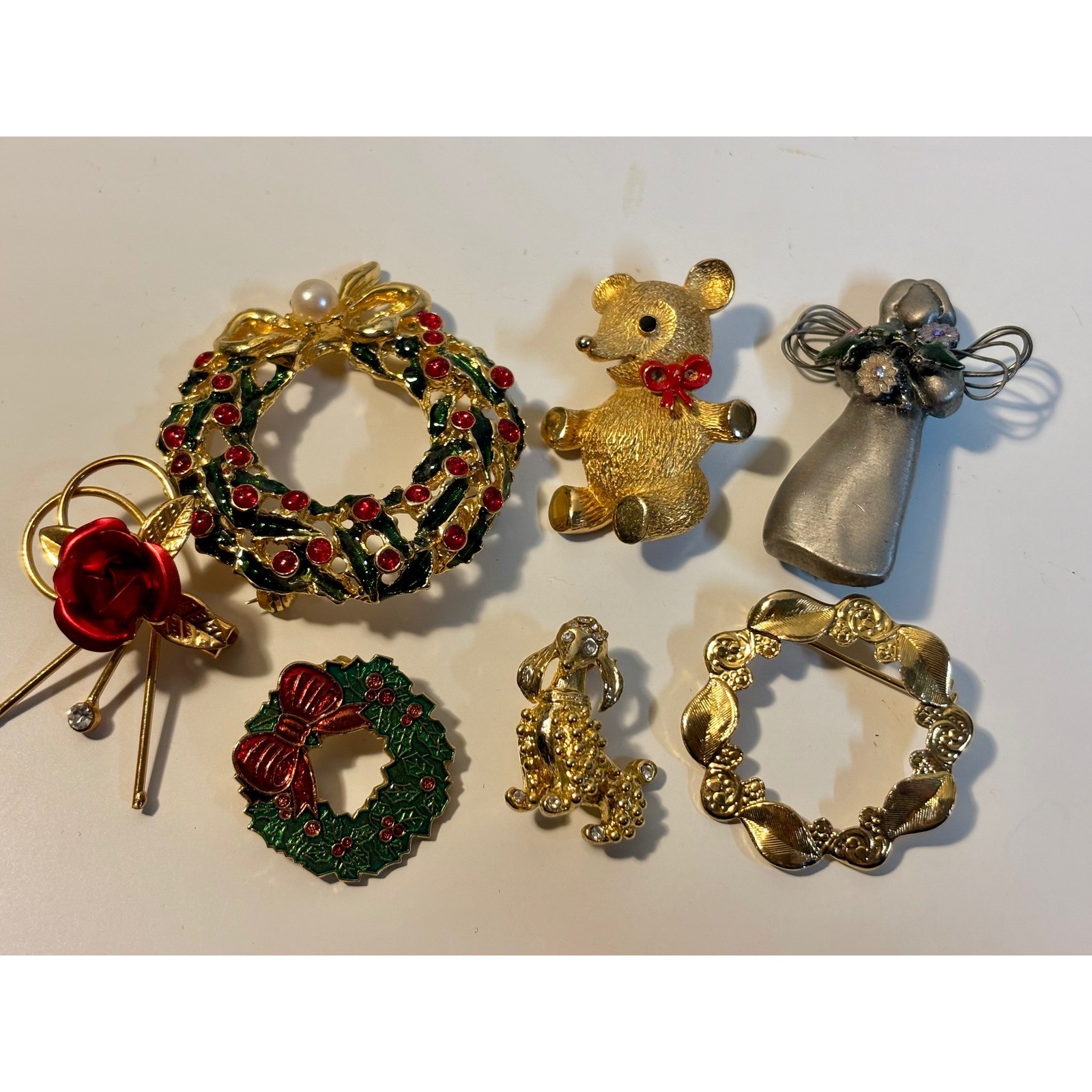 Angle Rese Vintage Brooch Lot 7pc Christmas Wreath Teddy Bear Poodle Angel Rose ...