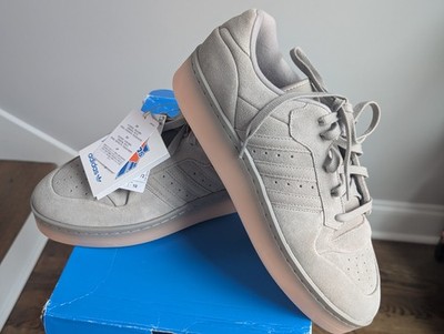 adidas Originals Rivalry Lux Low Putty Beige Suede Gum Sole JH7972 Men s 10.5