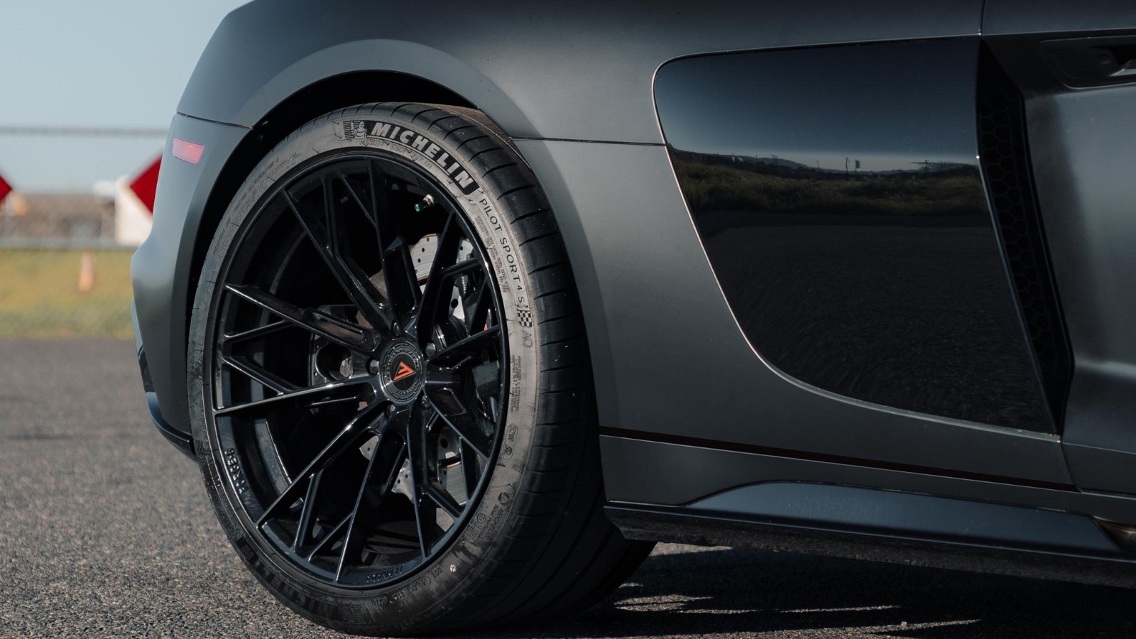 20" FERRADA FR11 OBSIDIAN BLACK WHEELS FOR LAMBORGHINI GALLARDO 20X9 & 20X11
