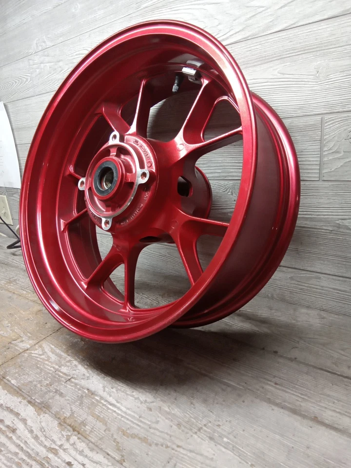 Llanta trasera Kawasaki Ninja Zx-14 2006-2011 roja con rodamientos (recta) Foto 3 de 4