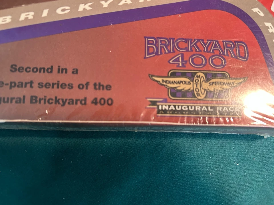 1994 hitech BRICKYARD 400 PREVIEW FACTORY SEALED WAX BOX NASCAR RACING CARDS - Image 3 of 4