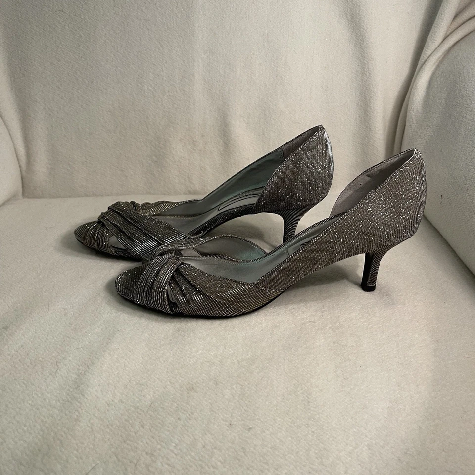 Zapato de vestir Nina para mujer Carrie Steel Luna sin cordones punta abierta 7 M Foto 3 de 4