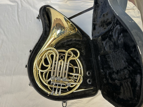 QUALITY MACK BRASS DOUBLE FRENCH HORN + CASE