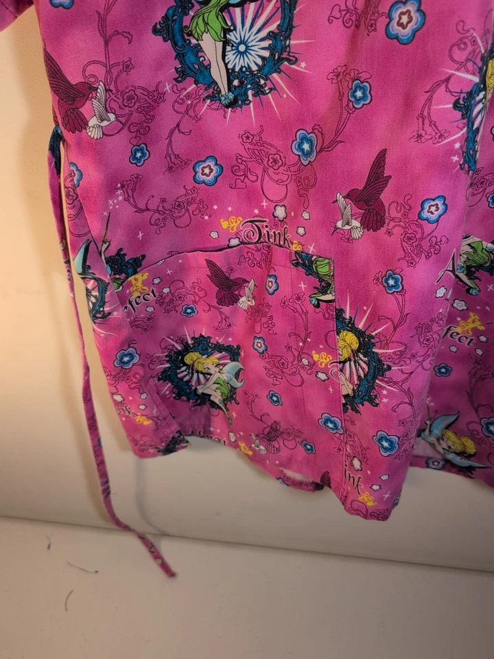 Blusa Disney Rosa Média Sininho Peter Pan Manga Curta Quase Perfeita - Imagem 3 de 4