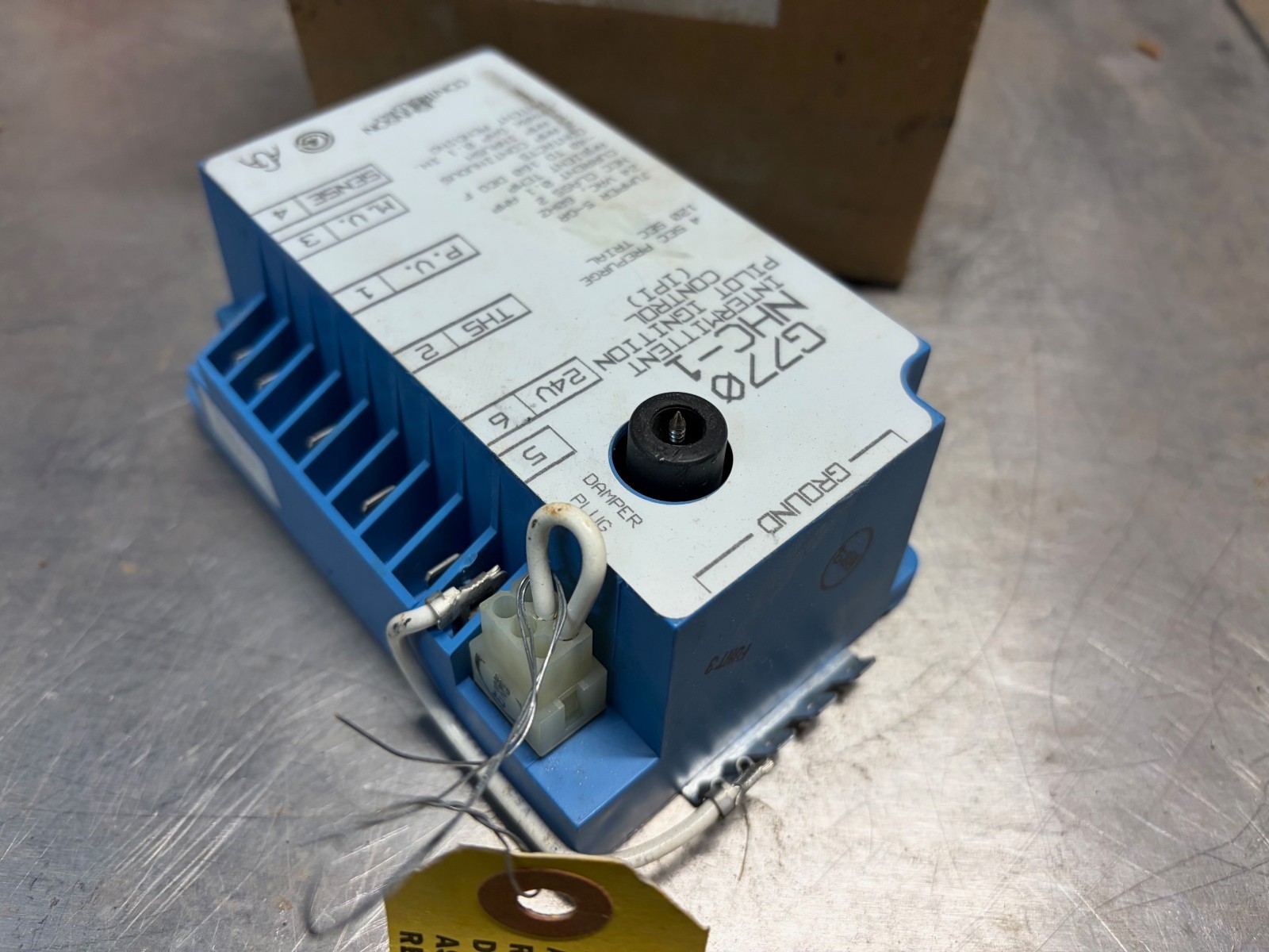 Johnson Controls G770NHC-1 Intermittent Pilot Ignition Control Module