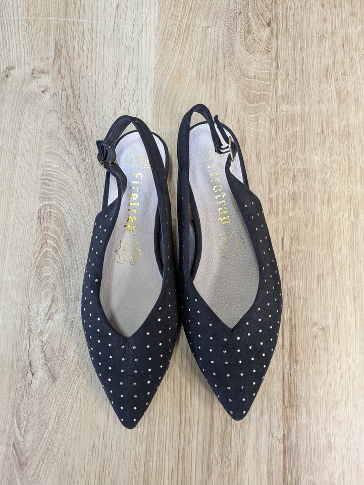 Firetrap Mujer Zapatos con Cordones Planos Talla 6 EU 39 Negro Dorado Tachuelas Tacón Bajo Foto 4 de 4