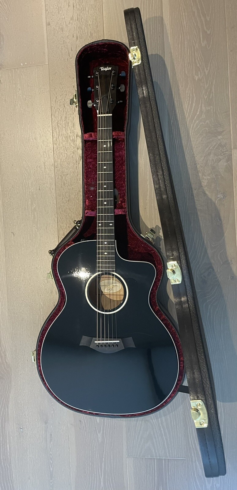 Picture 1 of 19