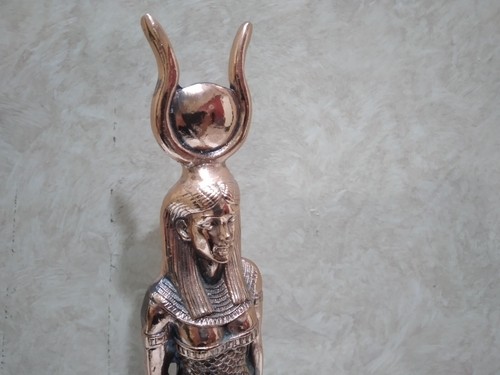 Juego de 2 estatuas antiguas egipcias de 13" - Diosa Isis del amor y la magia con disco solar - Imagen 22 de 24