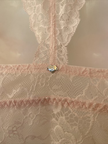 VICTORIA SECRET NUEVO BRALETTE ROSA MULTI ENCAJE ESPALDA DEPORTIVA TALLA PEQUEÑA - Imagen 3 de 6