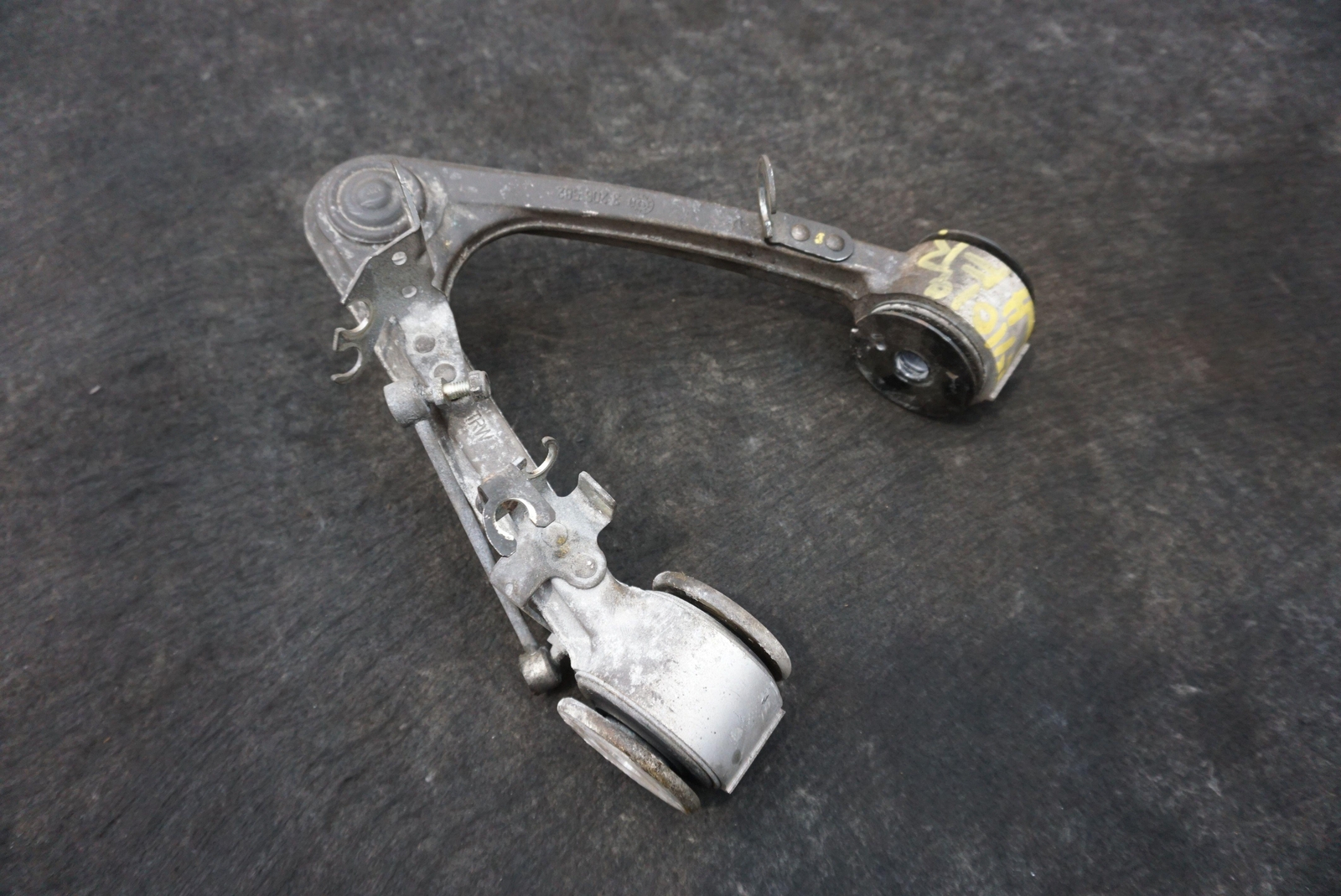Set Front Left Upper Lower Control Arm 3206581 Maserati GranTurismo S M145 11-19