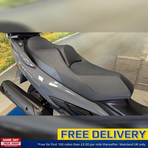 Suzuki Burgman 400 2024 - 23 miles - Picture 12 of 20