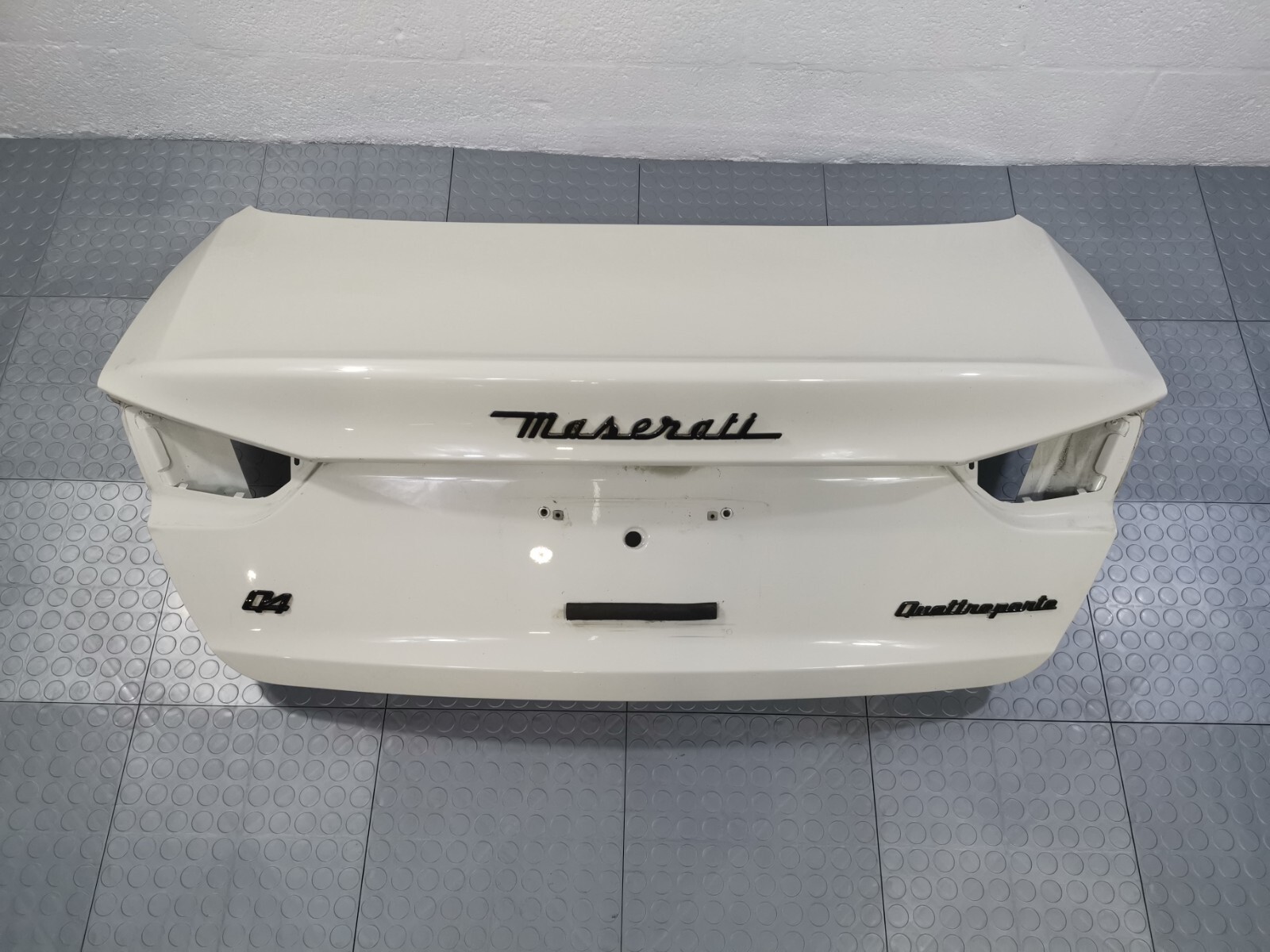14-19 MASERATI QUATTROPORTE S Q4 TRUNK LID TAILGATE ASSEMBLY WHITE