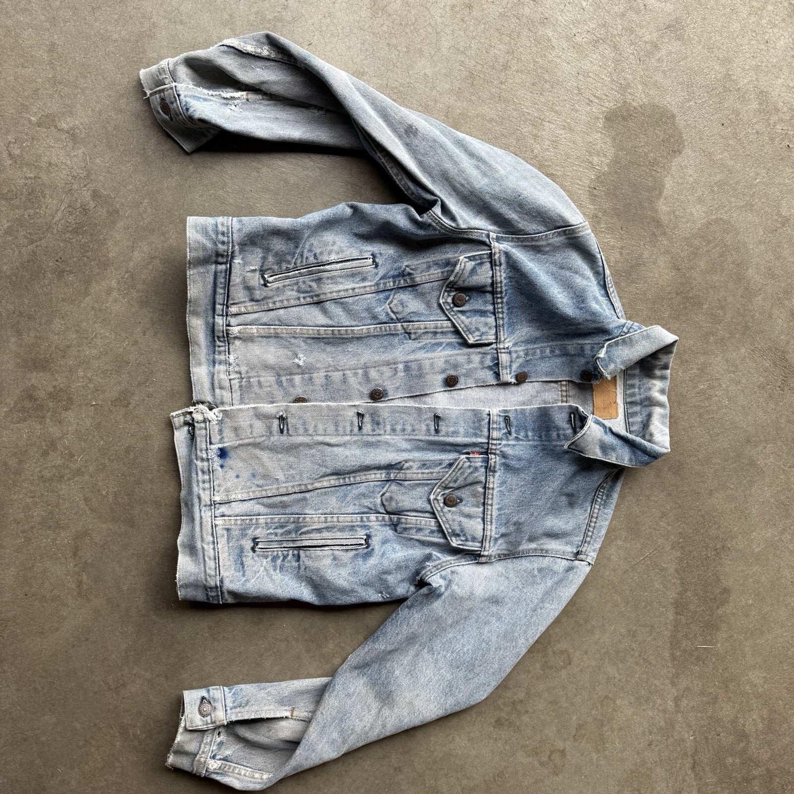 Vintage 80s Levi’s Denim Trucker Jacket Slight Stains and Distressing