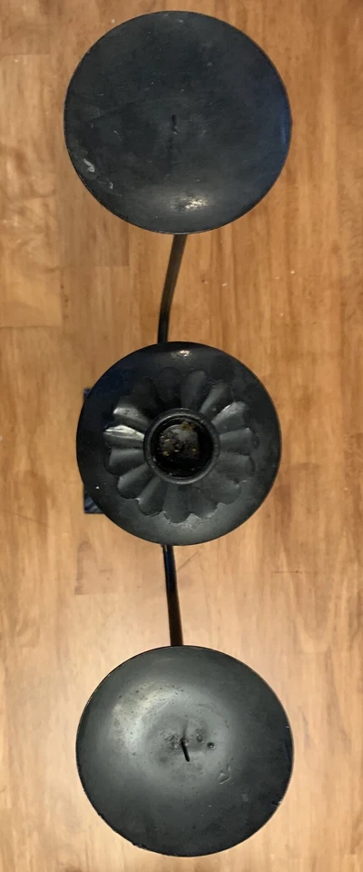 Набор канделябров Moose черный металл 3 рычага 12 дюймов в высоту x 14 дюймов в ширину домик - Изображение 3 из 4