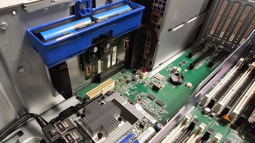NEW HPE ProLiant ML350 Gen10 2x Gold 6262 24Core 1.9GHz 256GB RAM 8LFF HDD Bay - Bild 12 von 13