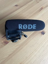 RØDE Microphones VideoMic Pro R Compact Directional on Camera Microphone