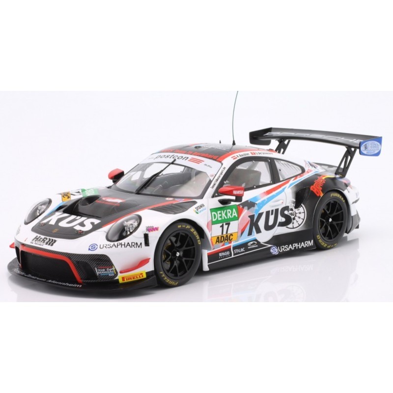 Porsche 911 GT3 R miniature IXOMODELS pour decoration de bureau de passionne