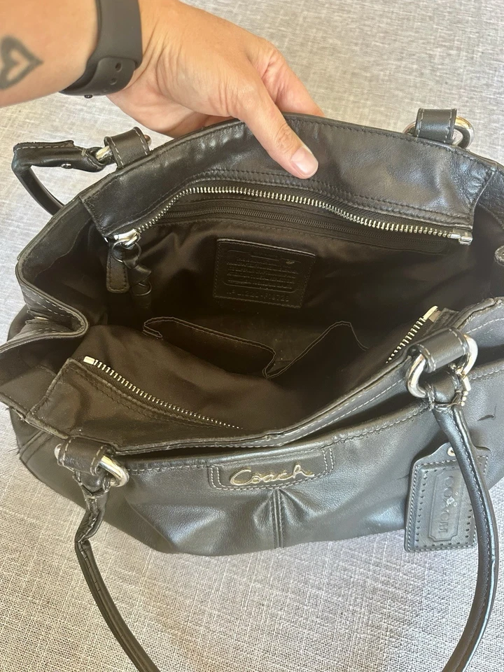 Couro preto médio Coach - Imagem 4 de 4