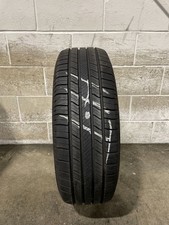 1x P235/65R17 Michelin Defender 2 8/32 104 H ...