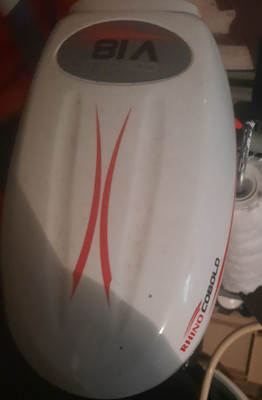 Rhino Cobold V18 Elektro-Außenbordmotor, Farbgebung Weiß/Rot