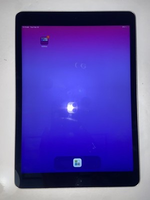 Apple iPad 9th Gen 64gb WiFi *READ* (CHECK ESN)