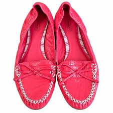 Coach Women  s Patent Leather Moccasin Driver Flats Pink Coral Bow Size 6B