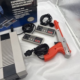 Console Nintendo NES Action Set Boxata Ottime Condizioni
