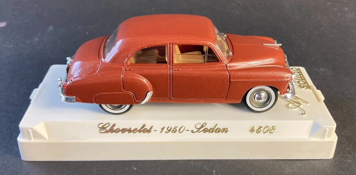 SOLIDO 1/43- CHEVROLET 1950 Sedan - Coca Cola EUR 16,00