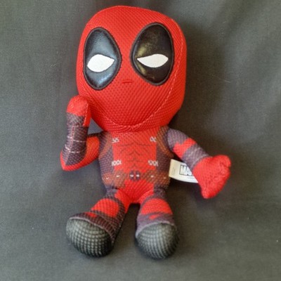 Marvel Comics 8094 Deadpool Daumen hoch Pose im roten strukturierten Anzug Plüschtier S13