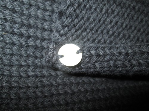 PURO Tejido a Mano Negro Algodón Cuello Bufanda Envoltura con Detalle de Botones ~ Talla Única - Imagen 3 de 4