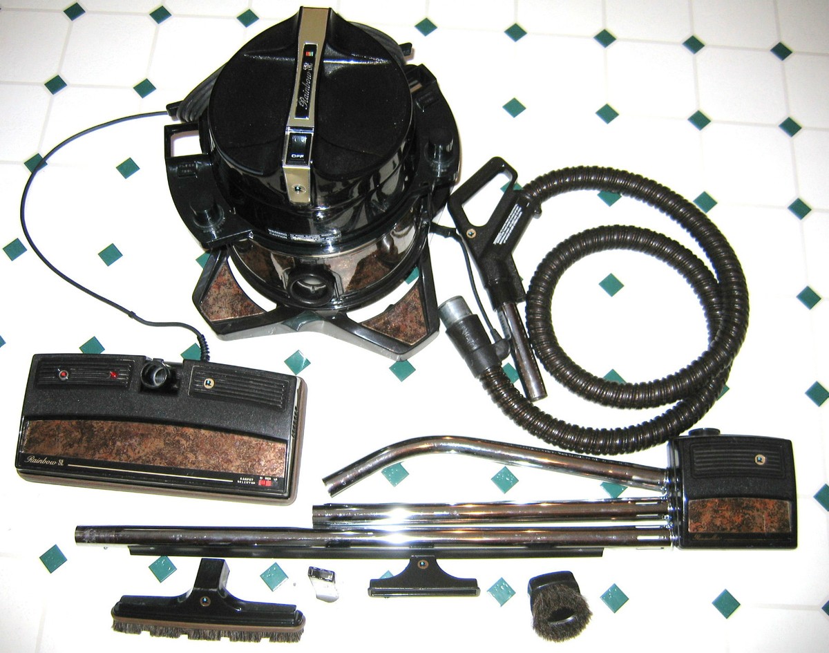 Rainbow Technologies D4C SE Bagless Cleaner with Rainbow Se Power