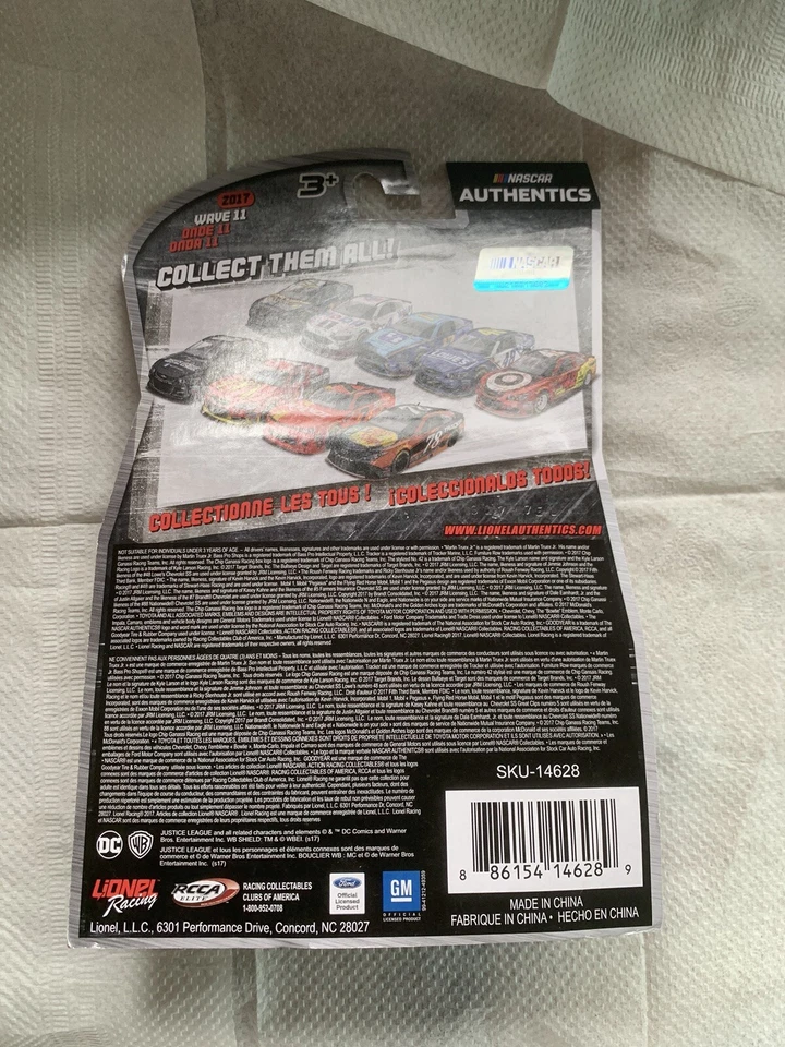 Nuevo en paquete 2017 NASCAR Authenticics #1 Jamie MCMURRAY MCDONALDS CHEVY SS CHIP GANASSI Foto 2 de 4