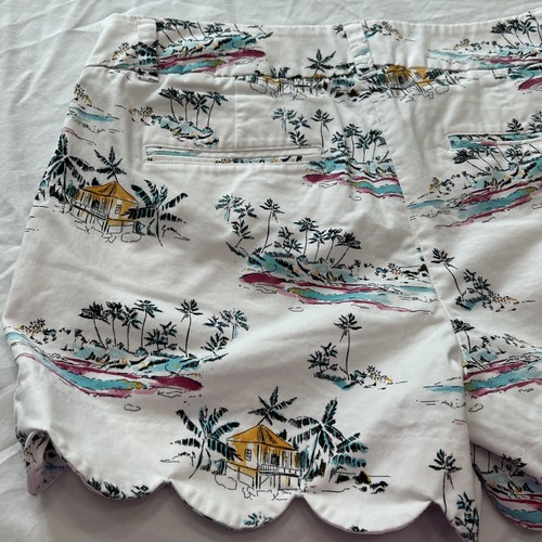 Crown & Ivy Women’s Tropical Shelby Shorts Chino Scalloped Vacation Classy Sz 4 - Picture 19 of 20