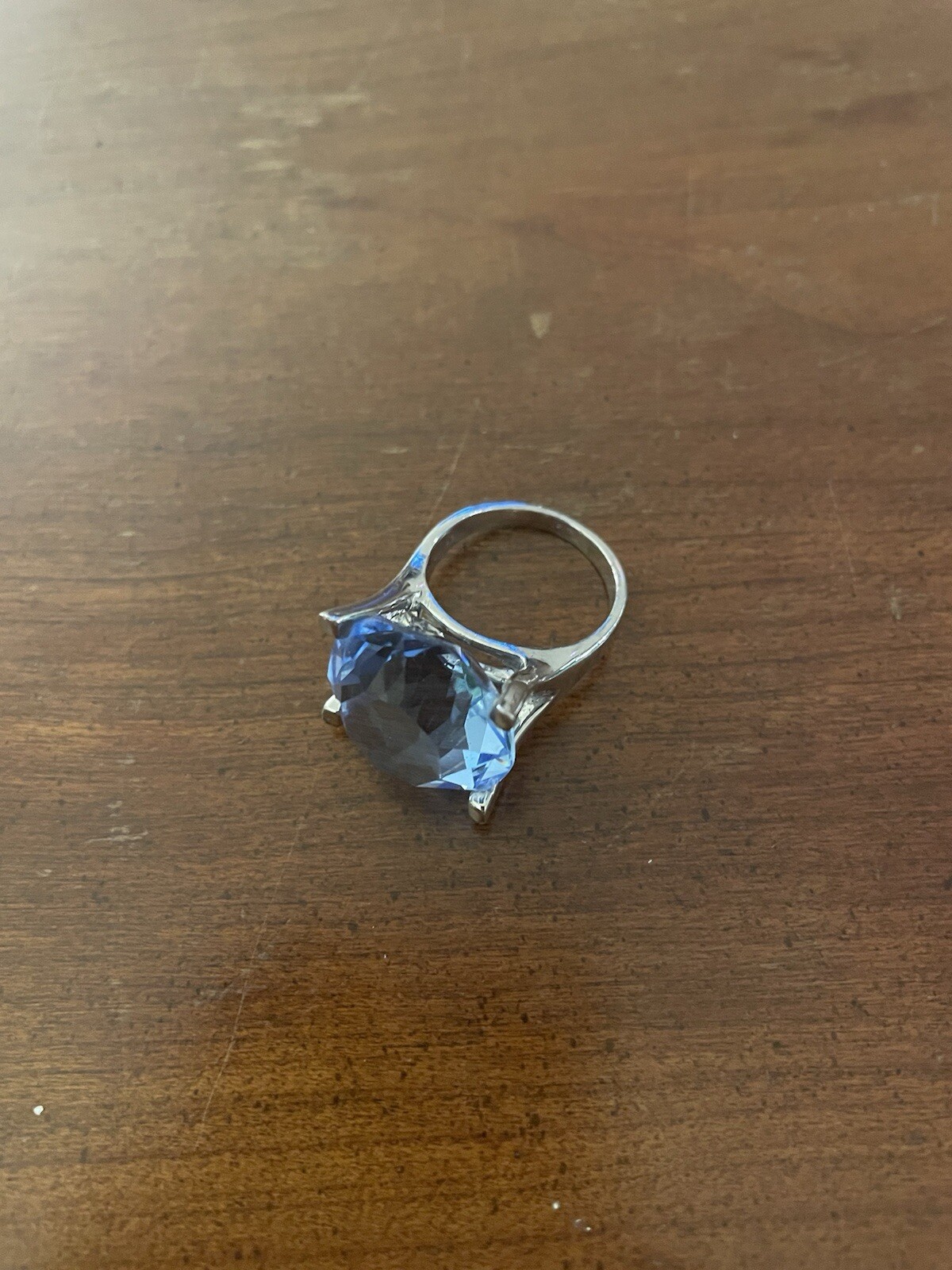 Picture 2 of 4