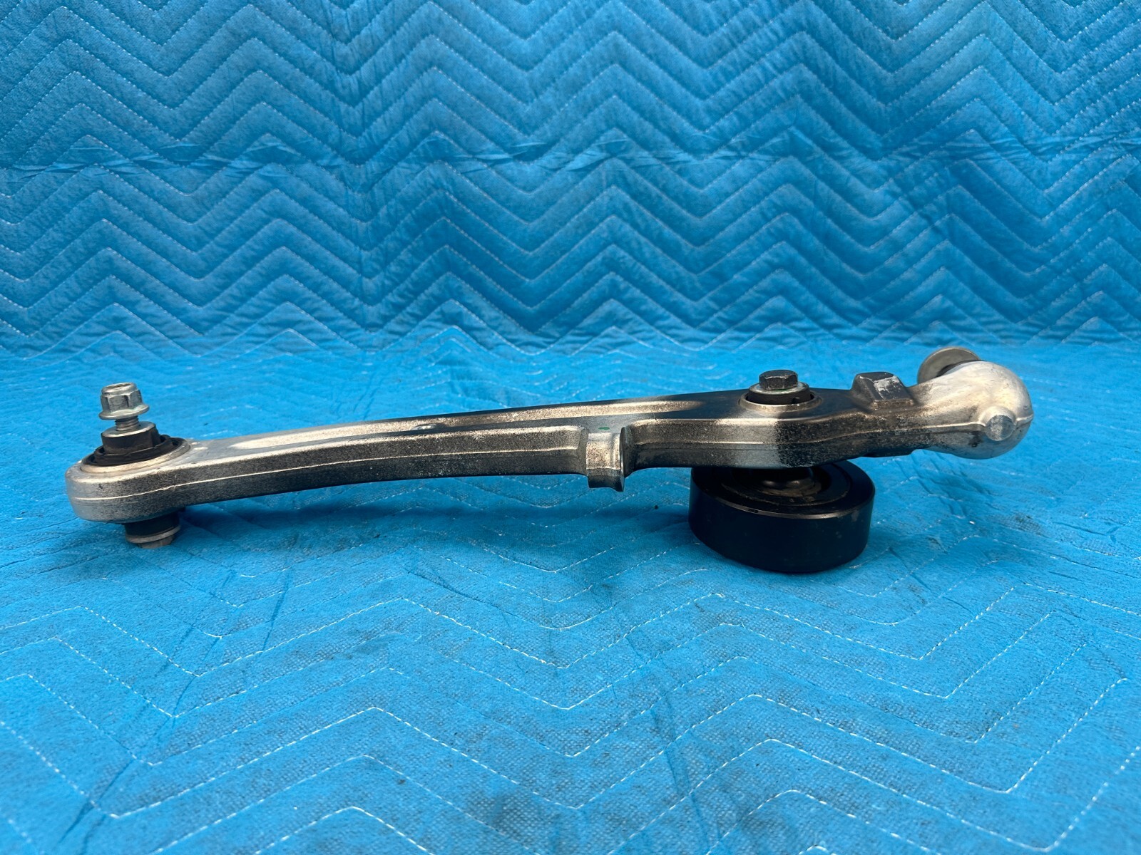 Bentley Cont Flying Spur Front Driver's Side Lower Control Arm 29k 2006-2012 OEM