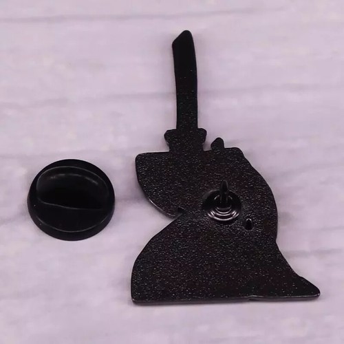 Samurai Jack Cartoon Network 1.5" Enamel Metal 90s Pin - Picture 3 of 3