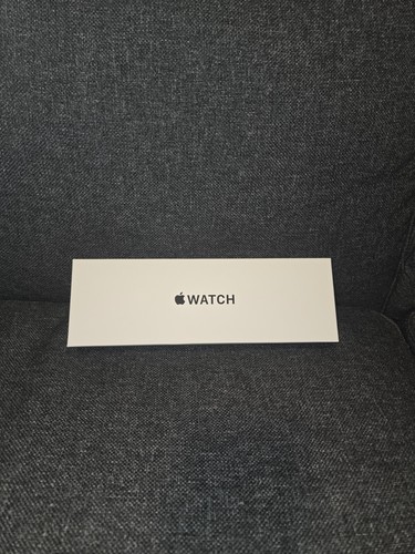 Apple Watch SE GPS 44mm Midnight Aluminum Case with M/L Midnight Sport Band