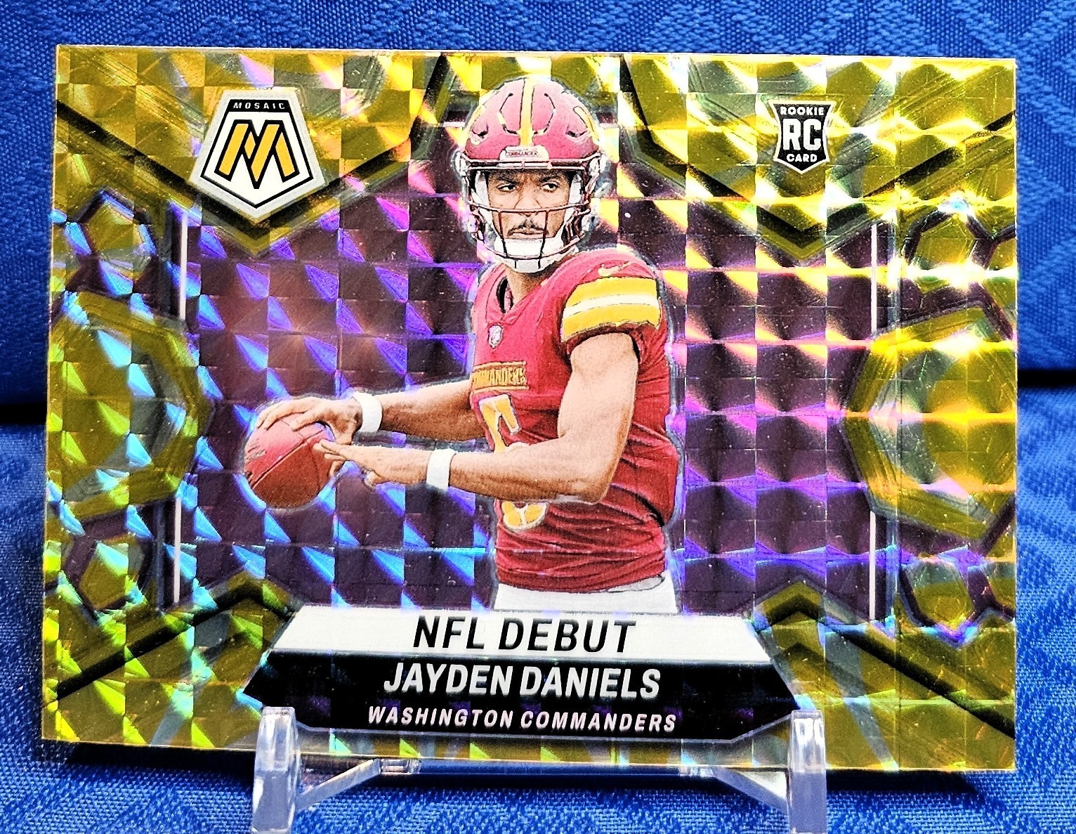 2024 Panini Mosaic - NFL Debut Jayden Daniels #272 Reactive Yellow Mosaic Prizm